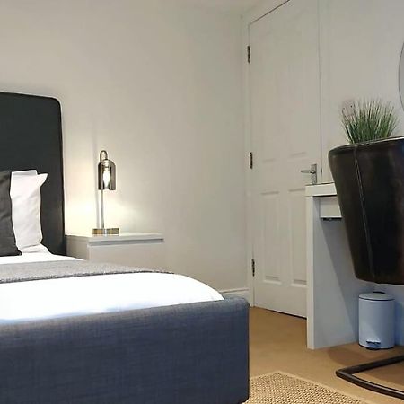 2 Bedroom City Centre Duplex Apt Preston  Eksteriør bilde