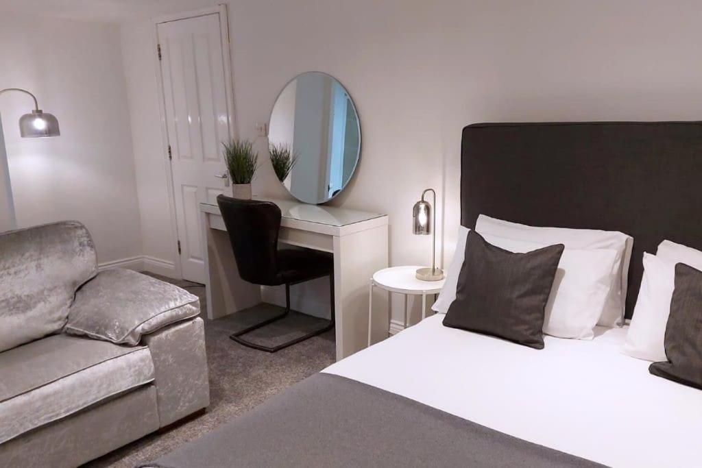 2 Bedroom City Centre Duplex Apt Preston  Eksteriør bilde